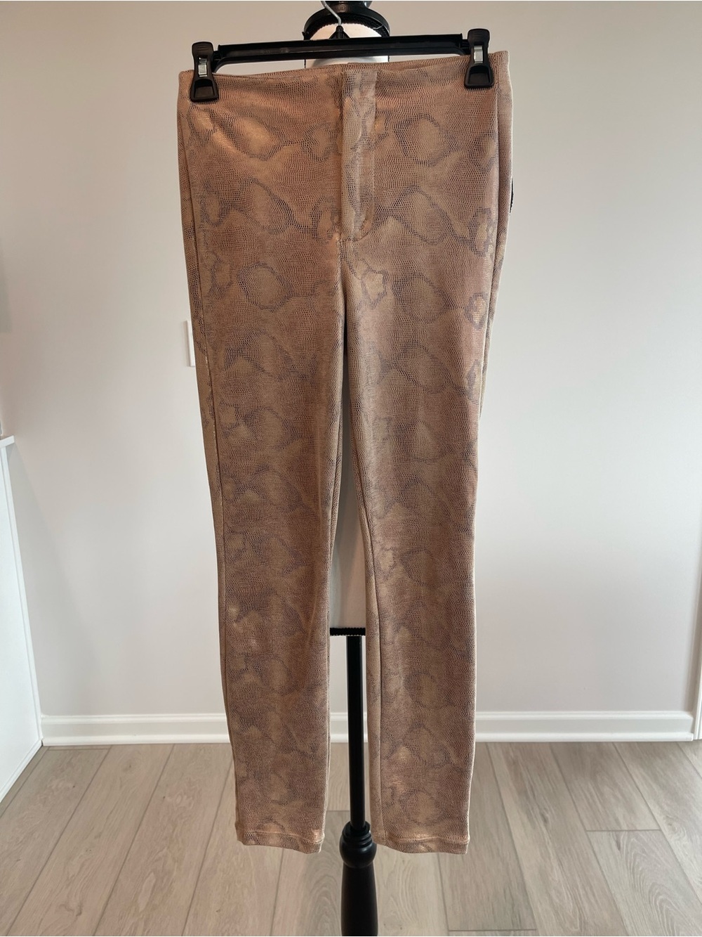 Mother High Waist Seamless Looker Ankle slither pants size 25 snake animal print